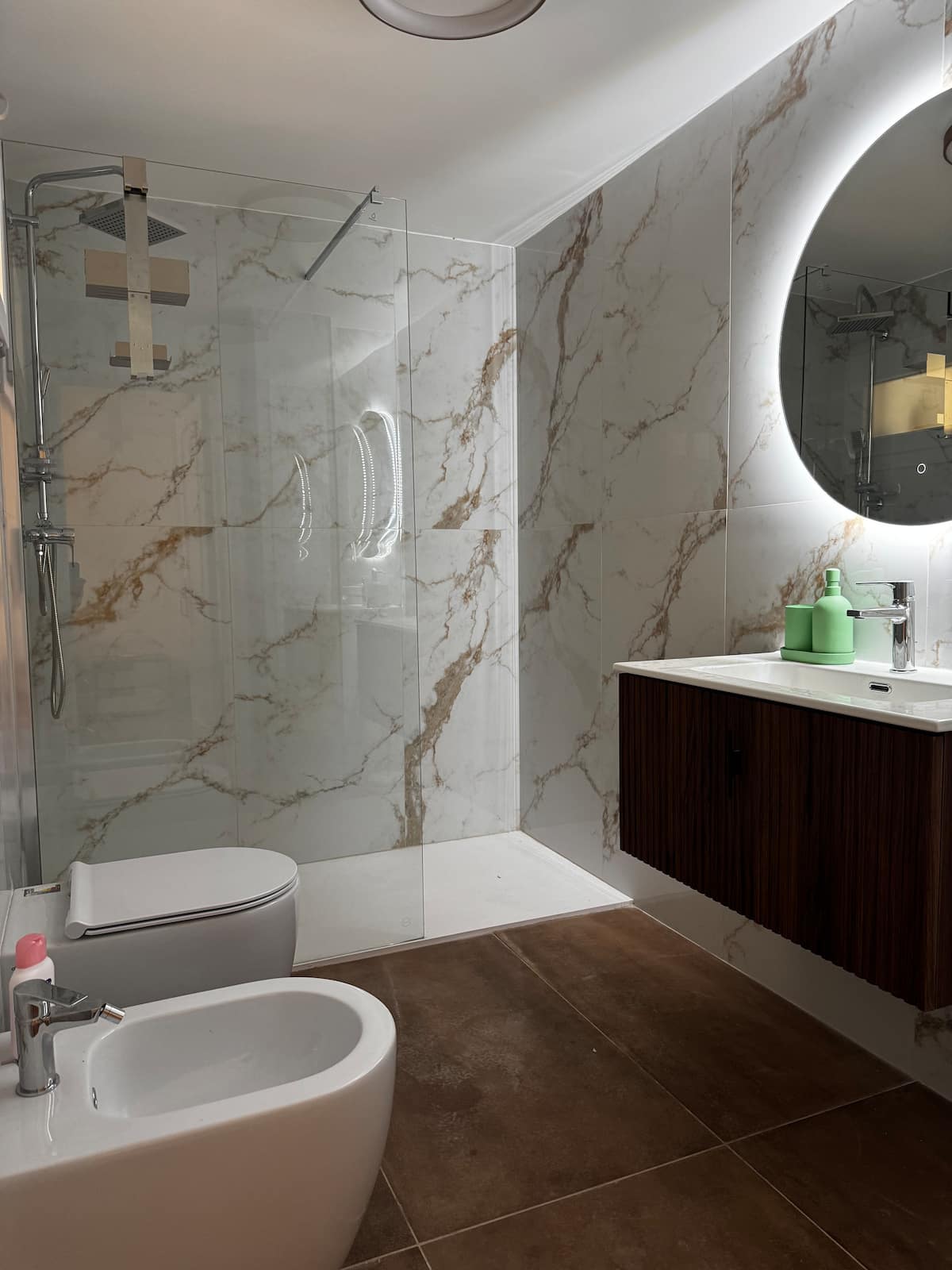 Lavabo illuminato